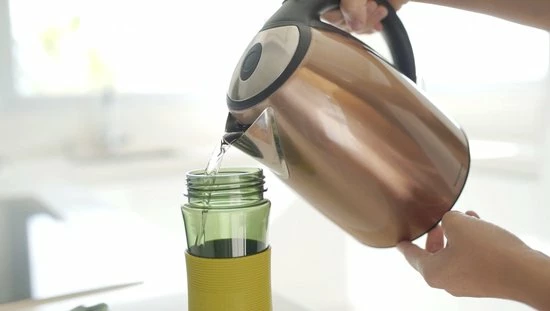 Reboottle - Tea - Drinkfles Met Theefilter - Thee Infuser - Theefles - 450ml - Rood 7 Reboottle - Tea - Drinkfles Met Theefilter - Thee Infuser - Theefles - 450ml - Rood - Afbeelding 5