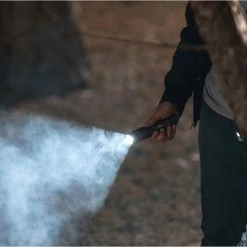 Nebo Davinci 1500 Lumen Oplaadbare Zaklamp -Flamecan winkel 550x417 3