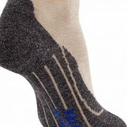 FALKE TK2 Explore Cool Short Wandelsokken Kort Zacht Thermisch Anti-blaar Antizweet Zonder Motief Met Elastische Boord Verkoelend Ademend Sneldrogend Beige Dames Sportsokken - Maat 39-40 -Flamecan winkel 550x652 1