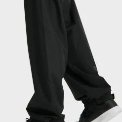 AGU GO Regenpak Essential Unisex - Zwart - XXL - Dames & Heren - Waterdicht & Ademend -Flamecan winkel 550x754 2